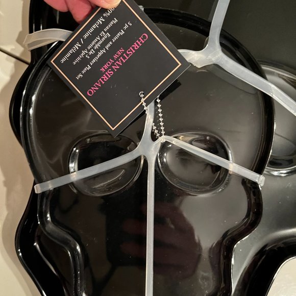 Skeleton Platter and Appetizer Platters (5 pieces - 100% Melamine-new) (party s) - Picture 1 of 11